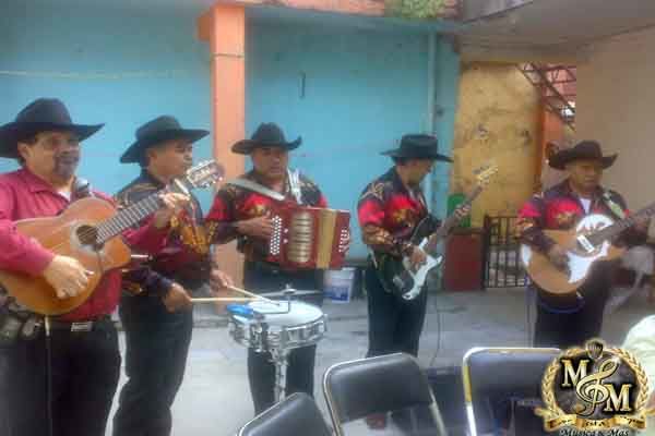 Sin Nombre